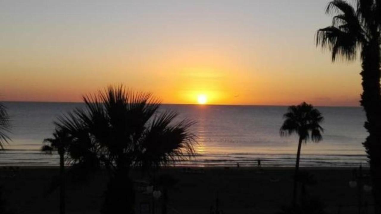 Larnaca Beach Apartment 44 Εξωτερικό φωτογραφία